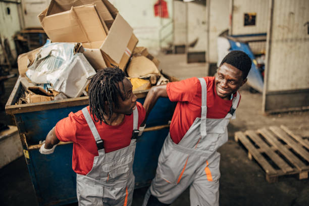 Best Local Junk Hauling  in Toledo, OR